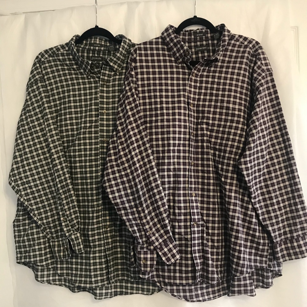 XXL 2 Men’s Button down shirts